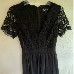 Lulus Black lace dress